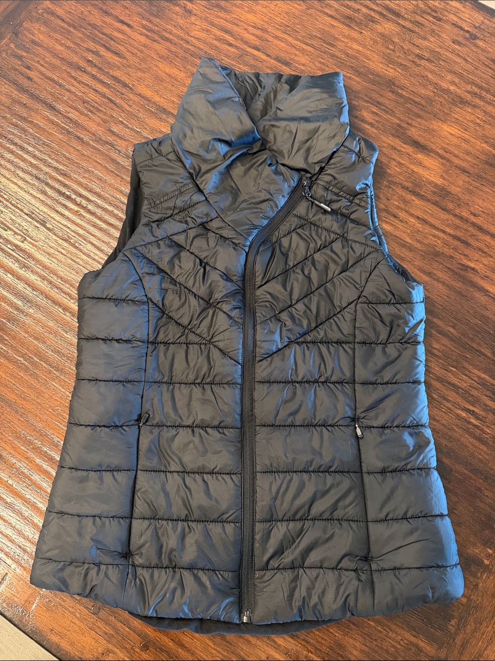 Mondetta black Quilted Puffer Vest with High Neck